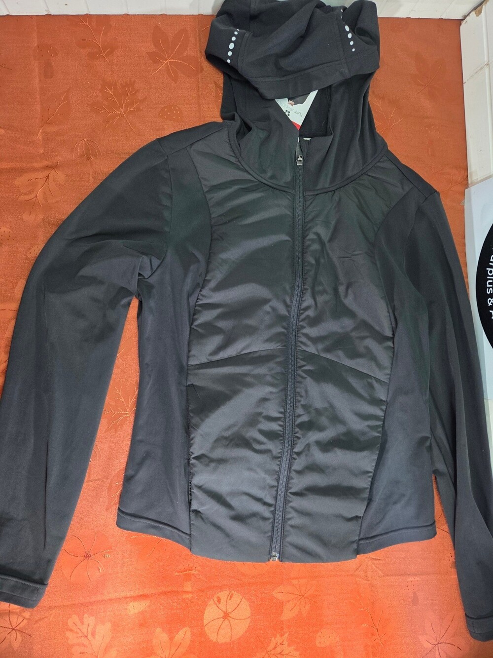 Tuff Athletics Women's PrimaLoft Hybrid Running Jacket – Black – NWT